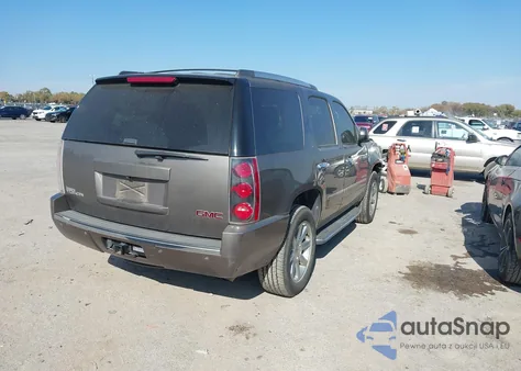 2013 GMC Yukon Denali z USA, uszkodzony, nr VIN 1GKS2EEF2DR240864